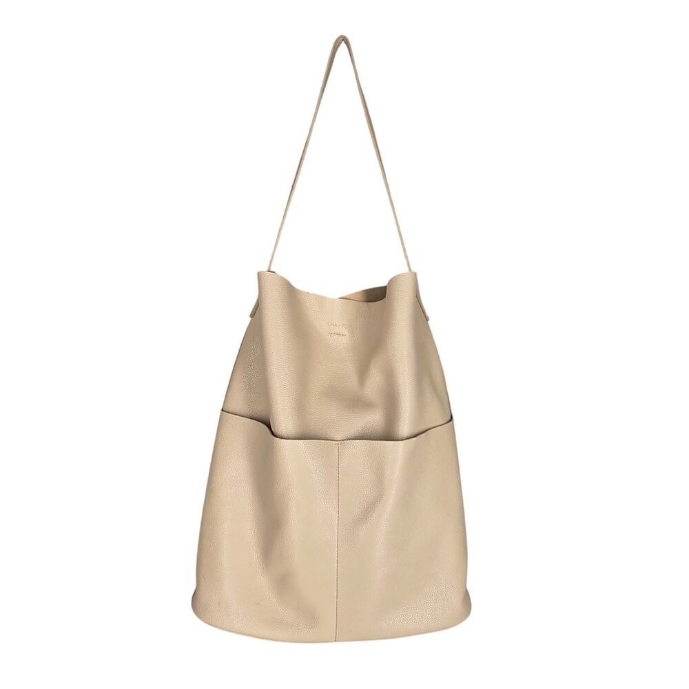 OAK + FORT VEGAN LEATHER SHOULDER BAG – BEIGE – MINIMALIST SOFT STRUCTURE